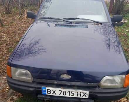 Синий Форд Эскорт, объемом двигателя 1.4 л и пробегом 777 тыс. км за 608 $, фото 2 на Automoto.ua