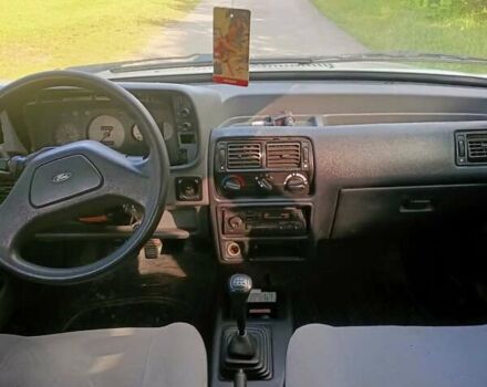 Синий Форд Эскорт, объемом двигателя 1.3 л и пробегом 100 тыс. км за 800 $, фото 10 на Automoto.ua