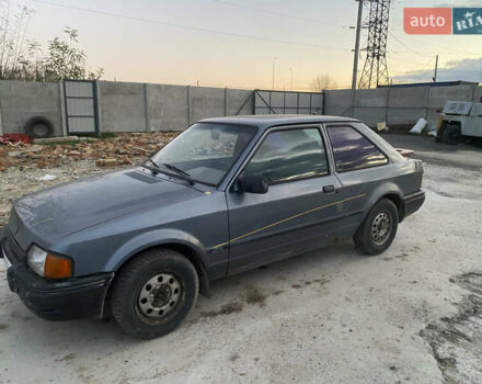 Синий Форд Эскорт, объемом двигателя 1.4 л и пробегом 210 тыс. км за 750 $, фото 9 на Automoto.ua