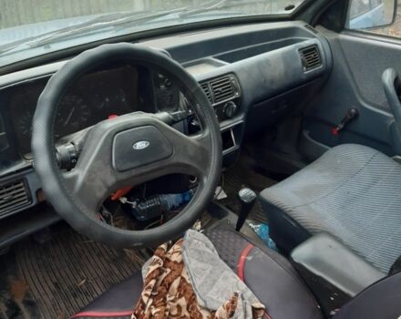 Синий Форд Эскорт, объемом двигателя 1.3 л и пробегом 66 тыс. км за 167 $, фото 3 на Automoto.ua