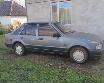Синий Форд Эскорт, объемом двигателя 1.3 л и пробегом 100 тыс. км за 800 $, фото 2 на Automoto.ua