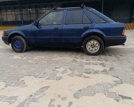 Синій Форд Ескорт, об'ємом двигуна 1.3 л та пробігом 250 тис. км за 700 $, фото 5 на Automoto.ua