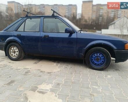 Синій Форд Ескорт, об'ємом двигуна 1.3 л та пробігом 250 тис. км за 700 $, фото 13 на Automoto.ua