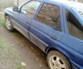 Синий Форд Эскорт, объемом двигателя 1.6 л и пробегом 150 тыс. км за 644 $, фото 3 на Automoto.ua