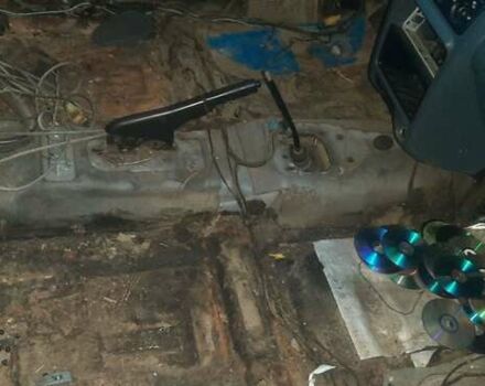 Синий Форд Эскорт, объемом двигателя 1.4 л и пробегом 300 тыс. км за 283 $, фото 7 на Automoto.ua