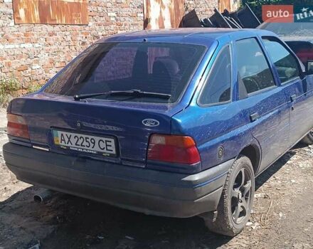 Синій Форд Ескорт, об'ємом двигуна 0 л та пробігом 200 тис. км за 1550 $, фото 2 на Automoto.ua