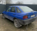 Синий Форд Эскорт, объемом двигателя 1.8 л и пробегом 370 тыс. км за 1000 $, фото 1 на Automoto.ua