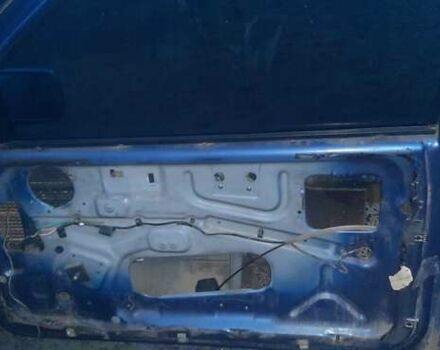 Синий Форд Эскорт, объемом двигателя 1.4 л и пробегом 300 тыс. км за 283 $, фото 5 на Automoto.ua