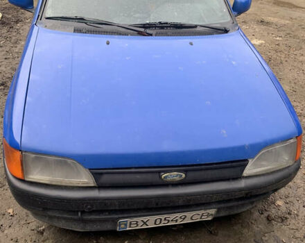 Синий Форд Эскорт, объемом двигателя 1.8 л и пробегом 370 тыс. км за 1000 $, фото 2 на Automoto.ua