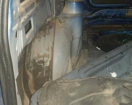 Синий Форд Эскорт, объемом двигателя 1.4 л и пробегом 300 тыс. км за 283 $, фото 2 на Automoto.ua