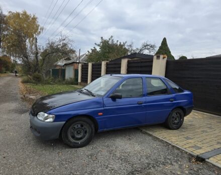 Синій Форд Ескорт, об'ємом двигуна 1.4 л та пробігом 200 тис. км за 850 $, фото 5 на Automoto.ua