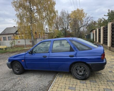 Синій Форд Ескорт, об'ємом двигуна 1.4 л та пробігом 200 тис. км за 850 $, фото 4 на Automoto.ua