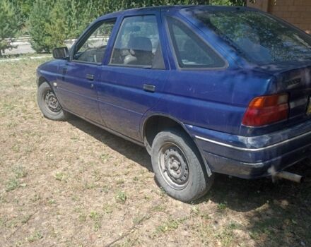 Синий Форд Эскорт, объемом двигателя 1 л и пробегом 200 тыс. км за 700 $, фото 1 на Automoto.ua