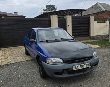Синій Форд Ескорт, об'ємом двигуна 1.4 л та пробігом 200 тис. км за 850 $, фото 1 на Automoto.ua