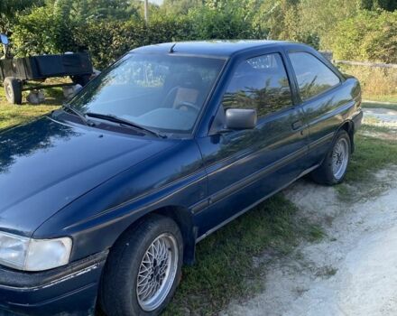 Синий Форд Эскорт, объемом двигателя 1.4 л и пробегом 250 тыс. км за 1300 $, фото 7 на Automoto.ua