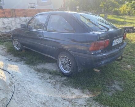 Синий Форд Эскорт, объемом двигателя 1.4 л и пробегом 250 тыс. км за 1300 $, фото 6 на Automoto.ua