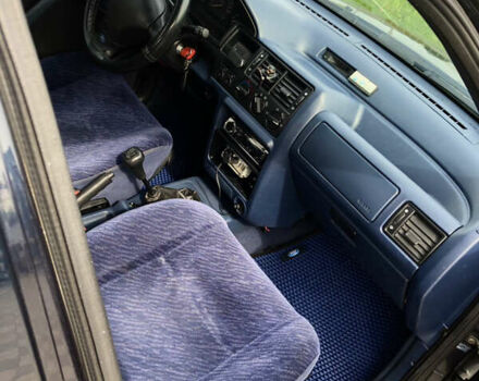 Синий Форд Эскорт, объемом двигателя 1.4 л и пробегом 300 тыс. км за 1850 $, фото 3 на Automoto.ua