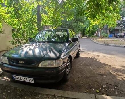 Синий Форд Эскорт, объемом двигателя 1.4 л и пробегом 100 тыс. км за 1300 $, фото 3 на Automoto.ua