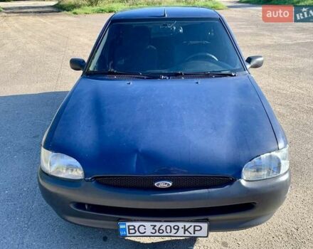 Синій Форд Ескорт, об'ємом двигуна 1.3 л та пробігом 300 тис. км за 1700 $, фото 3 на Automoto.ua