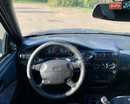 Синій Форд Ескорт, об'ємом двигуна 1.3 л та пробігом 300 тис. км за 1700 $, фото 5 на Automoto.ua