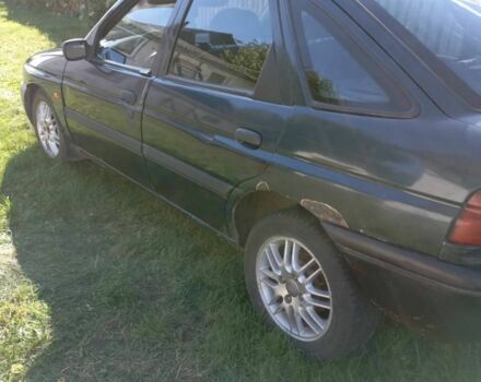 Синій Форд Ескорт, об'ємом двигуна 1.4 л та пробігом 1000 тис. км за 1000 $, фото 1 на Automoto.ua