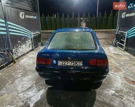 Синий Форд Эскорт, объемом двигателя 1.6 л и пробегом 105 тыс. км за 1400 $, фото 4 на Automoto.ua