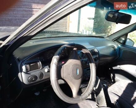 Синий Форд Эскорт, объемом двигателя 1.3 л и пробегом 150 тыс. км за 700 $, фото 3 на Automoto.ua