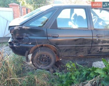 Синий Форд Эскорт, объемом двигателя 1.3 л и пробегом 150 тыс. км за 700 $, фото 2 на Automoto.ua