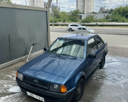 Синій Форд Ескорт, об'ємом двигуна 0 л та пробігом 250 тис. км за 520 $, фото 5 на Automoto.ua