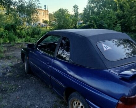 Синій Форд Ескорт, об'ємом двигуна 1.6 л та пробігом 154 тис. км за 2050 $, фото 21 на Automoto.ua