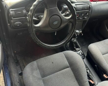 Синий Форд Эскорт, объемом двигателя 1.8 л и пробегом 256 тыс. км за 700 $, фото 2 на Automoto.ua