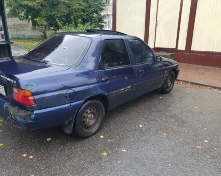 Синій Форд Ескорт, об'ємом двигуна 1.4 л та пробігом 300 тис. км за 499 $, фото 3 на Automoto.ua