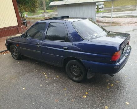 Синій Форд Ескорт, об'ємом двигуна 1.4 л та пробігом 300 тис. км за 499 $, фото 2 на Automoto.ua