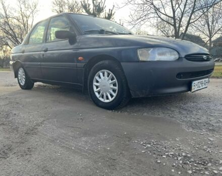 Синий Форд Эскорт, объемом двигателя 1.6 л и пробегом 115 тыс. км за 1300 $, фото 2 на Automoto.ua