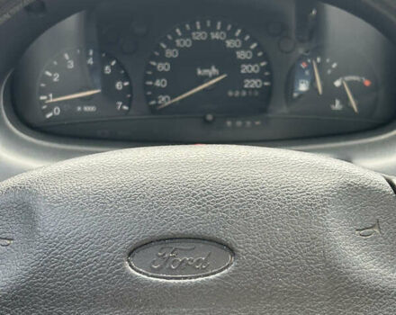 Синий Форд Эскорт, объемом двигателя 1.6 л и пробегом 62 тыс. км за 1500 $, фото 16 на Automoto.ua