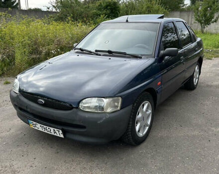 Синий Форд Эскорт, объемом двигателя 1.6 л и пробегом 62 тыс. км за 1500 $, фото 18 на Automoto.ua