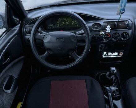 Синій Форд Ескорт, об'ємом двигуна 1.3 л та пробігом 250 тис. км за 890 $, фото 11 на Automoto.ua