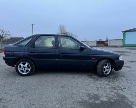 Синій Форд Ескорт, об'ємом двигуна 1.3 л та пробігом 250 тис. км за 890 $, фото 6 на Automoto.ua