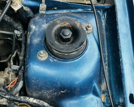 Форд Эскорт 1991 в Виннице на Automoto.ua Синий Форд Эскорт, объемом двигателя 1.6 л и пробегом 220 тыс. км за 1099 $, фото 5 на Automoto.ua