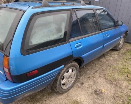 Синій Форд Ескорт, об'ємом двигуна 2 л та пробігом 170 тис. км за 2000 $, фото 3 на Automoto.ua