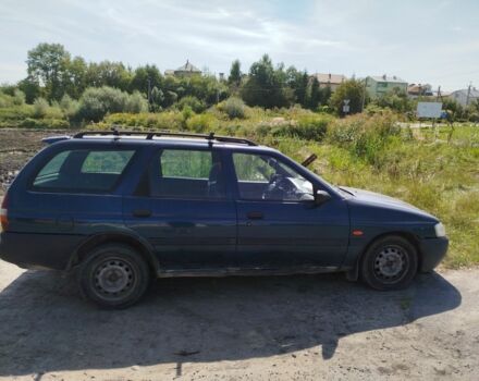 Синий Форд Эскорт, объемом двигателя 1.4 л и пробегом 55 тыс. км за 1000 $, фото 1 на Automoto.ua