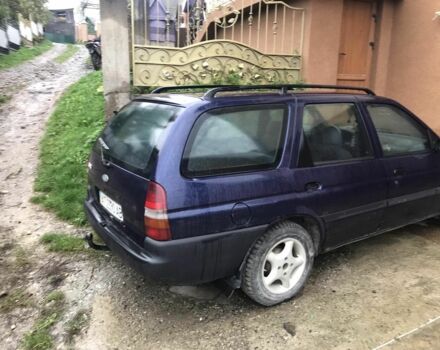 Синий Форд Эскорт, объемом двигателя 1.4 л и пробегом 45 тыс. км за 1700 $, фото 2 на Automoto.ua