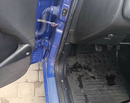 Синий Форд Эскорт, объемом двигателя 1.4 л и пробегом 41 тыс. км за 1600 $, фото 4 на Automoto.ua