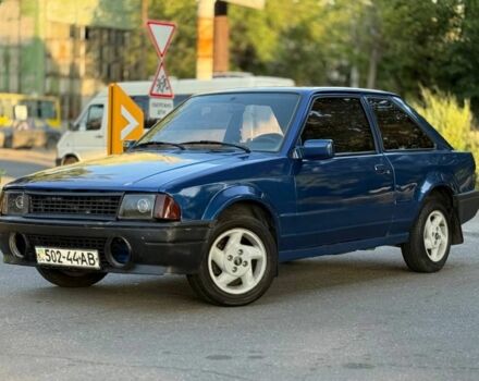 Синій Форд Ескорт, об'ємом двигуна 1.3 л та пробігом 300 тис. км за 799 $, фото 1 на Automoto.ua