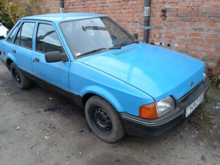 Форд Эскорт 1987 в Виннице на Automoto.ua Синий Форд Эскорт, объемом двигателя 1.4 л и пробегом 54 тыс. км за 800 $, фото 1 на Automoto.ua
