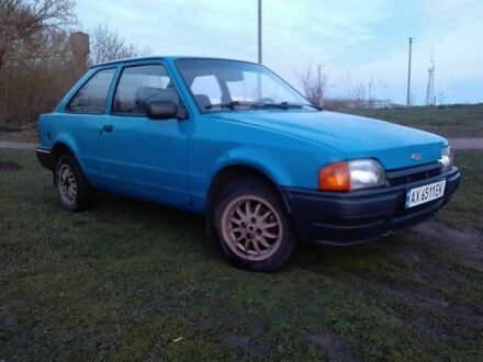 Синій Форд Ескорт, об'ємом двигуна 1.4 л та пробігом 444 тис. км за 210 $, фото 1 на Automoto.ua