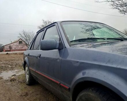 Синий Форд Эскорт, объемом двигателя 1.6 л и пробегом 300 тыс. км за 500 $, фото 1 на Automoto.ua