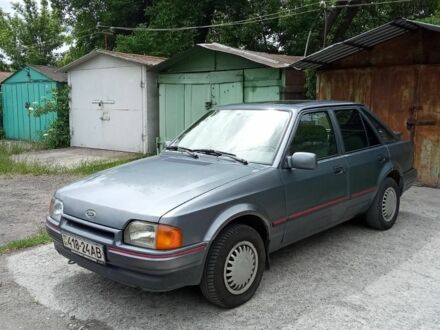 Форд Ескорт 1989 у Дніпро (Дніпропетровську) на Automoto.ua Синій Форд Ескорт, об'ємом двигуна 1.4 л та пробігом 170 тис. км за 1200 $, фото 1 на Automoto.ua