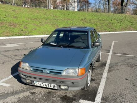 Синій Форд Ескорт, об'ємом двигуна 1.6 л та пробігом 74 тис. км за 1400 $, фото 1 на Automoto.ua