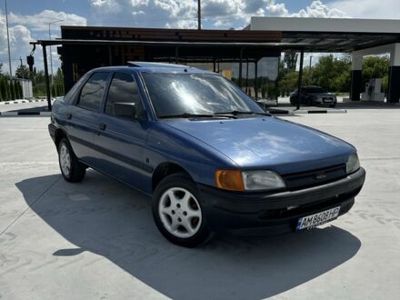 Форд Эскорт 1990 в Житомире на Automoto.ua Синий Форд Эскорт, объемом двигателя 1.4 л и пробегом 100 тыс. км за 1200 $, фото 1 на Automoto.ua